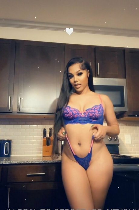 Lola Teases étoile image