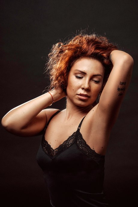 Rina Art Nude art de star du porno galeries