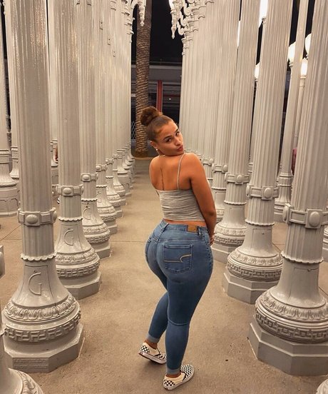 amateurs courbés onlyfans beau images