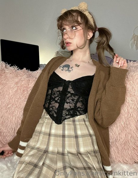 cornkitten sexe star photos