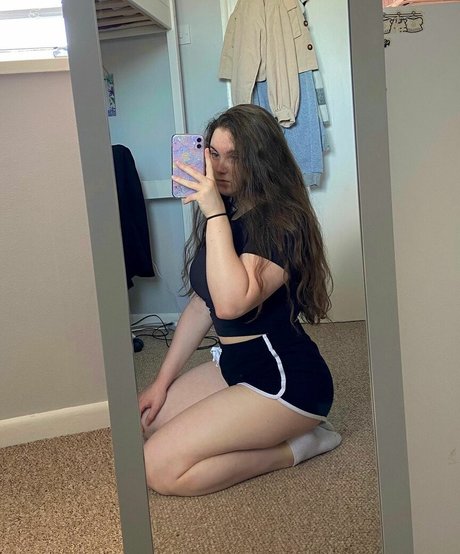 bustybritishbrunette star du porno sexy des photos