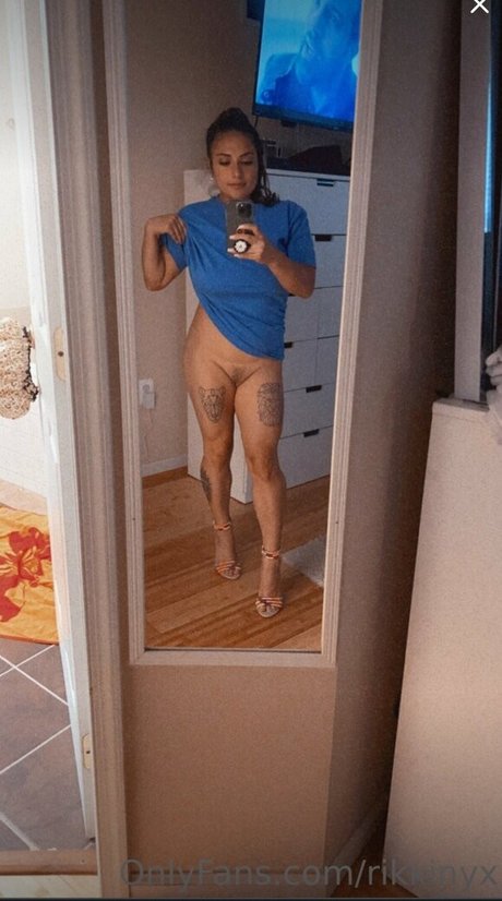 Rikki Nyx star du porno nue img