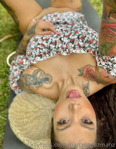 Marcela Guzman modèle nu image