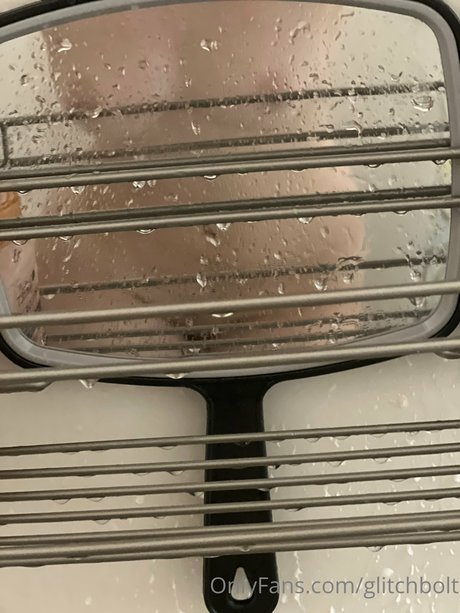 Glitchbolt modèles nus photo