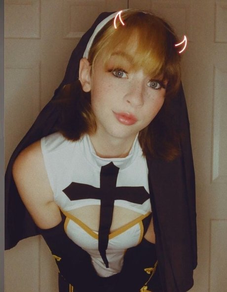 Glitchbolt modèle magnifique images