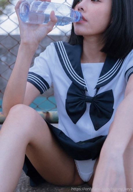 Bunny Keys star du porno exclusive archive