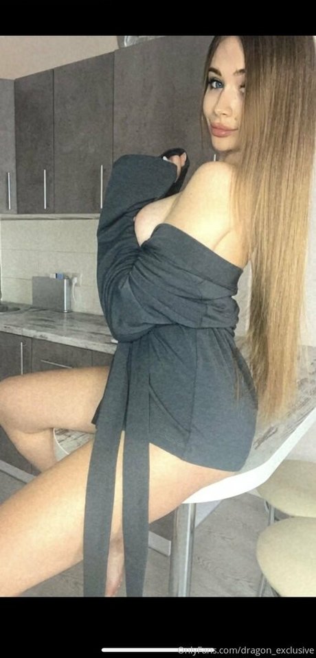 Dragon Exclusive belle actrice image