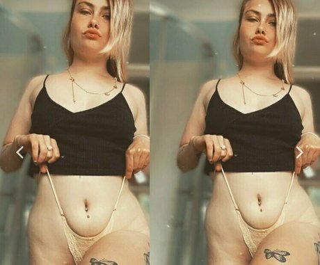 brunette onlyfans pornographique sympa photos