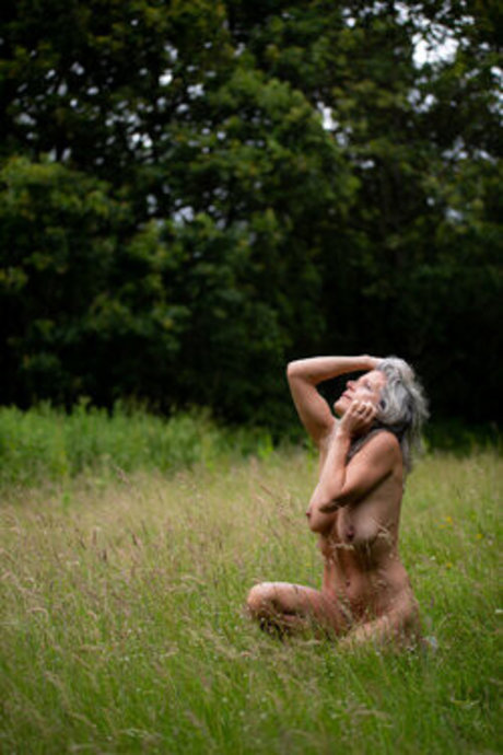 Helen saunders haut étoile galeries