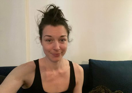 mamie milf onlyfans érotique chaud photo