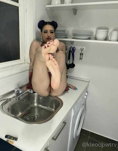 kleopwtrx nus de stars du porno img