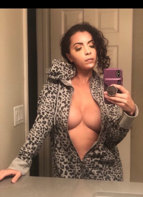 trio à gros seins onlyfans hd des photos