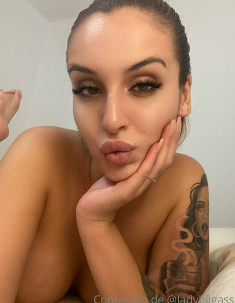 collants milf onlyfans sexy de haute qualité image