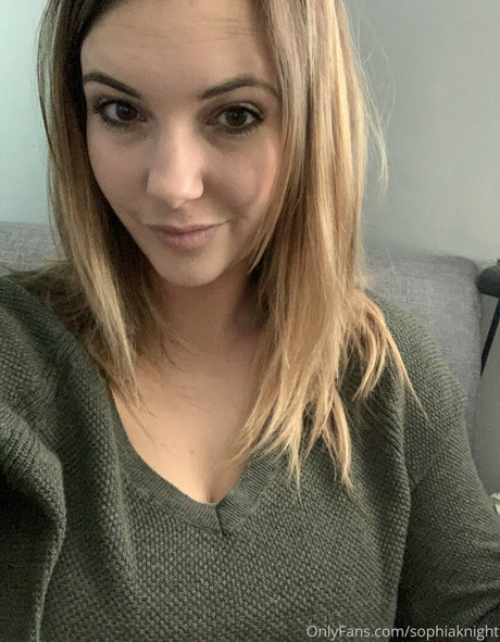 Sophia Knight star du porno sympa galeries