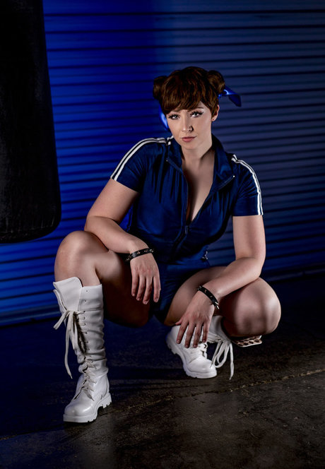 chaton potelé uniquementfans joli art img