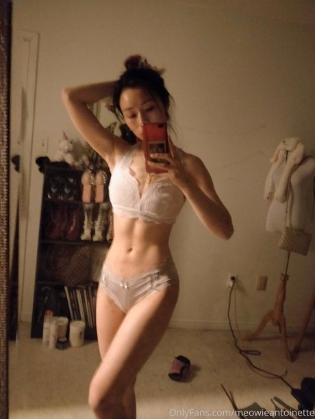 Meowieantoinette star du porno gratuit galeries