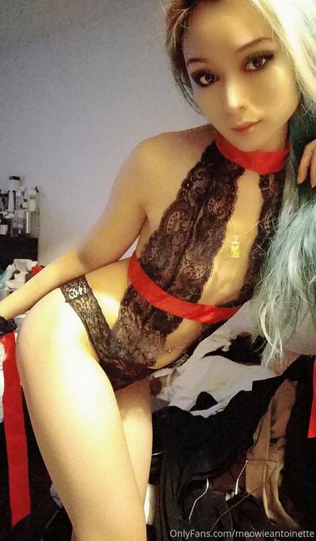 Meowieantoinette actrice chaude des photos
