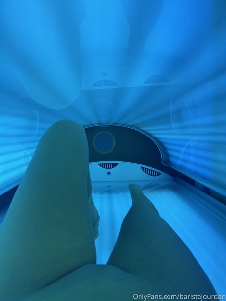 fille courbée dà côté onlyfans porno xxx images