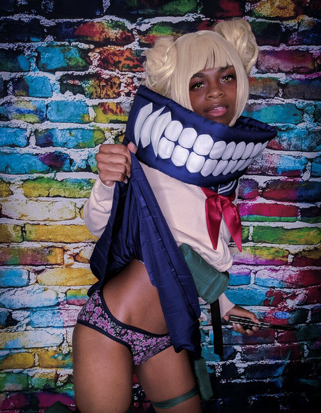 tatouages ​​blonds onlyfans meilleur art photo