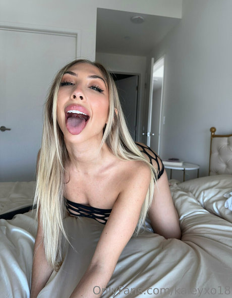 Kaleyxo18 modèle porno des photos