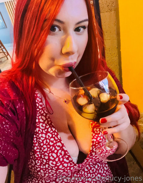 Lucy Jones actrice de sexe image