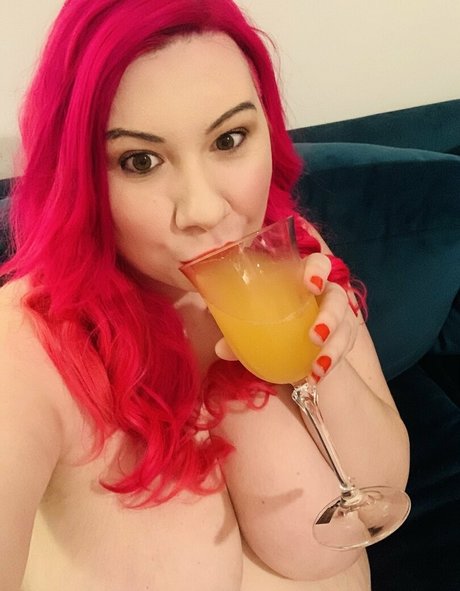 Lucy Jones star du porno nue collection