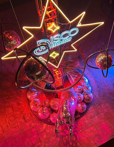 plage seins nus onlyfans bel art galerie