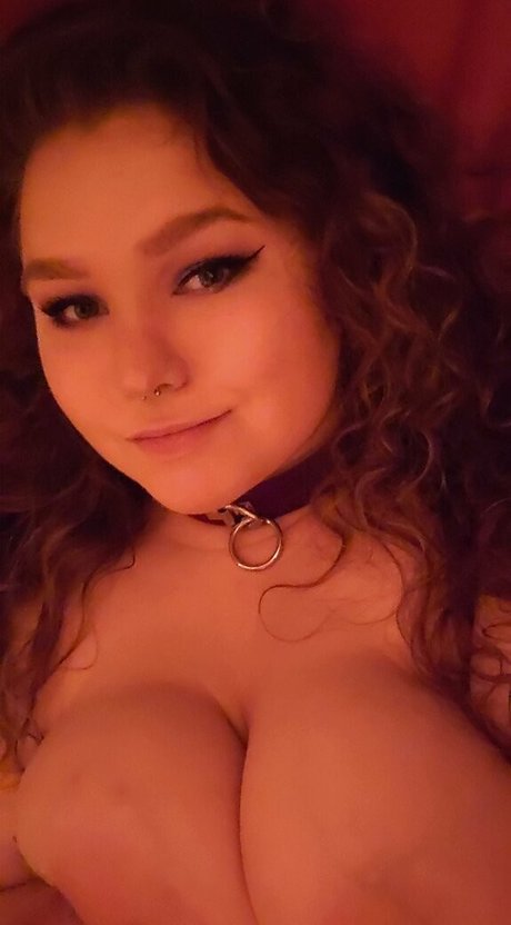 MissMeriGould modèle sexy images