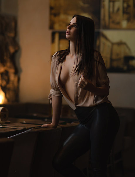 Idamarie r actrice érotique photo