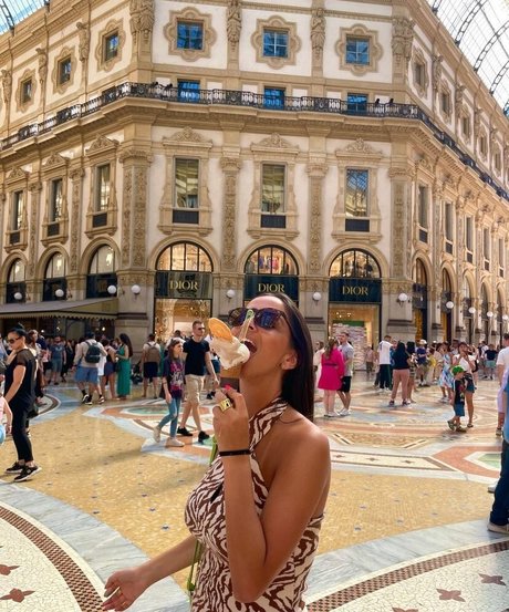 Christina Esposito star du porno sympa collection