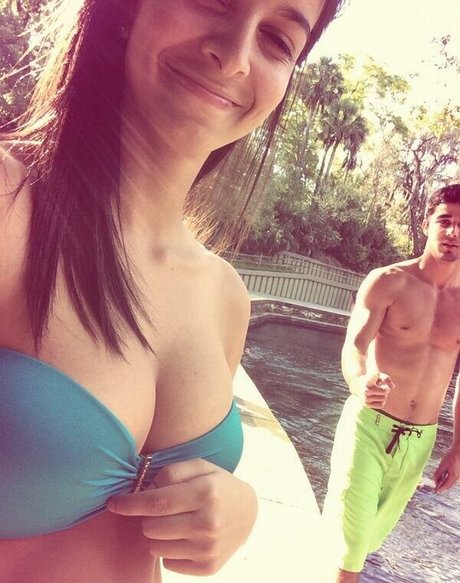 Christina Esposito modèle parfait img