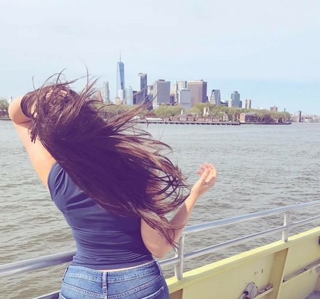 Emily H Barry actrice hd archive