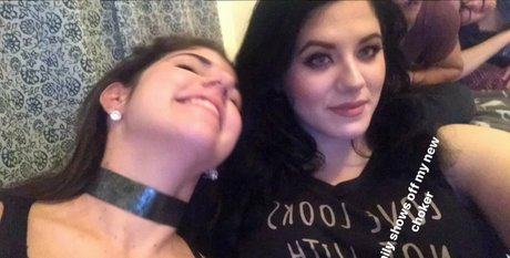 Emily H Barry modèle exclusif photos