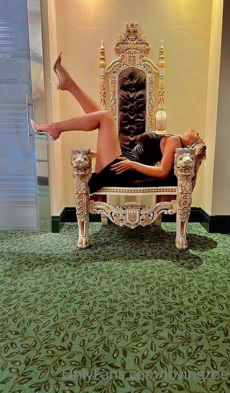 lovingzoe modèle img