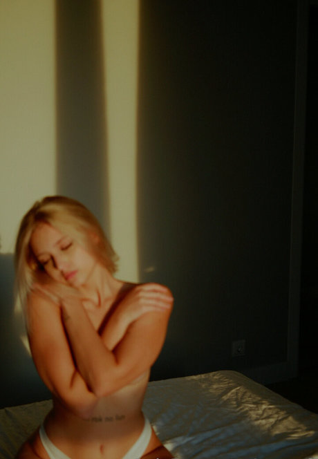 Sunsofi star du sexe photo