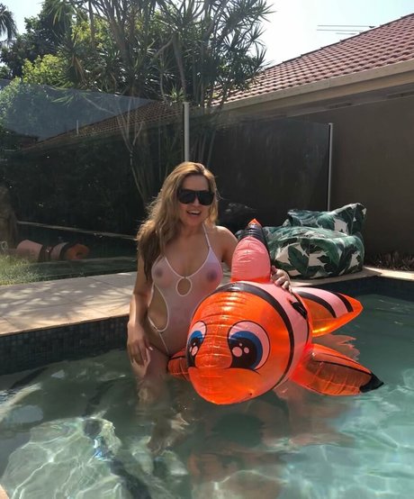 Viktoria Cortes étoile magnifique galeries