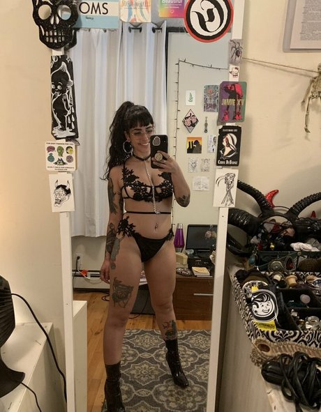 Littlefilthyb modèles nus photos