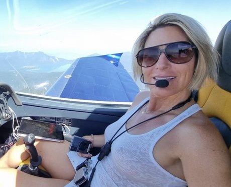 Gyrocopter Girl art étoile galerie