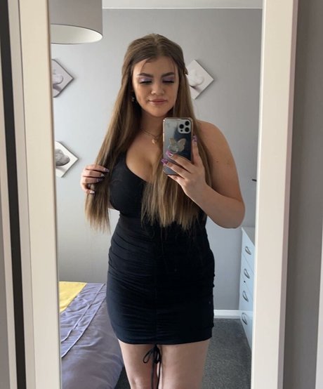 Molly Georgia Leach modèle magnifique galerie