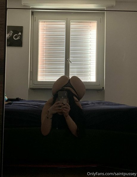 Saintpussey meilleure actrice des photos