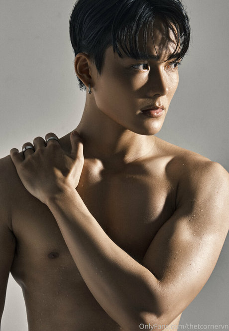 filles célèbres onlyfans nue en haute qualité images