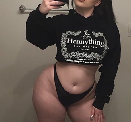 sadgalbri actrice nue collection