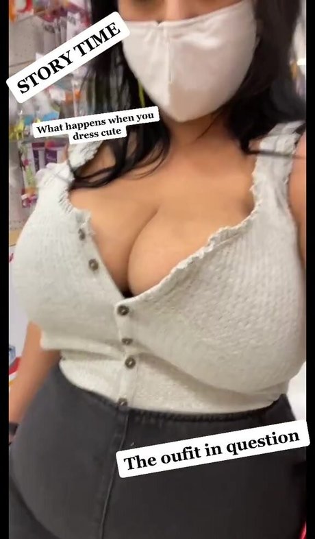 Charlotte Godoy modèle exclusif photo