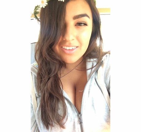 Charlotte Godoy étoile de l'art images