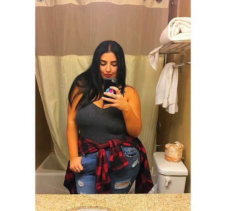 Charlotte Godoy xxx étoile collection