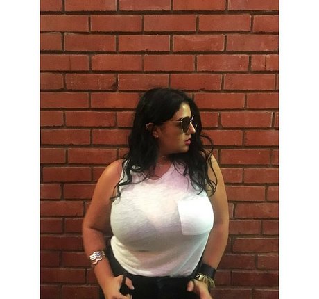 nu nu onlyfans joli photo