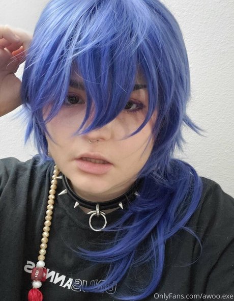 awoo exe actrice libre photo