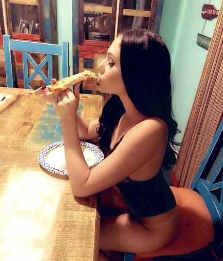 cul écarté onlyfans chaud et sexy photos