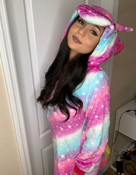 blonde en forme onlyfans haut sexy galeries