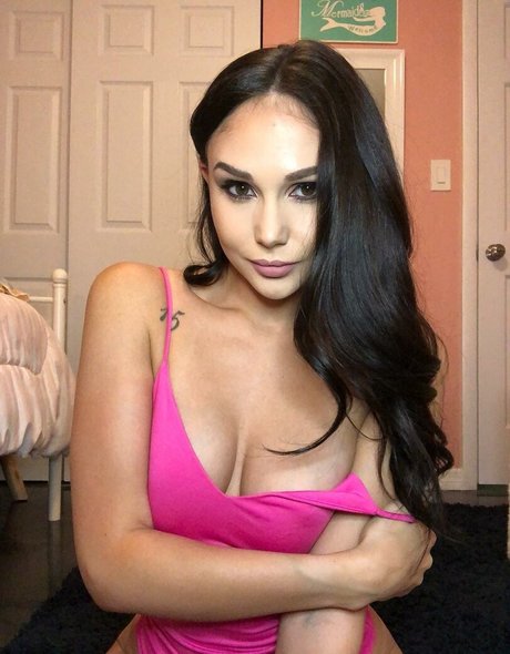 arianamarie modèles nus images